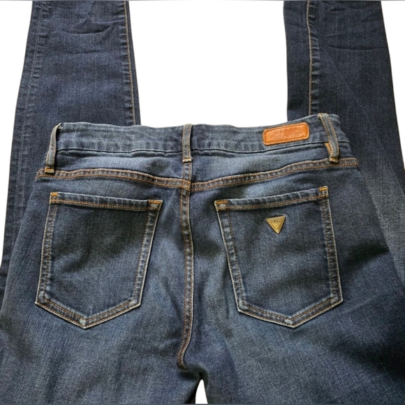 #240 Women's Guess Curvy Sophia Skinny Jeans - Picture 9 of 10